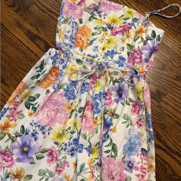 Vici floral dress - Picture 3 of 5